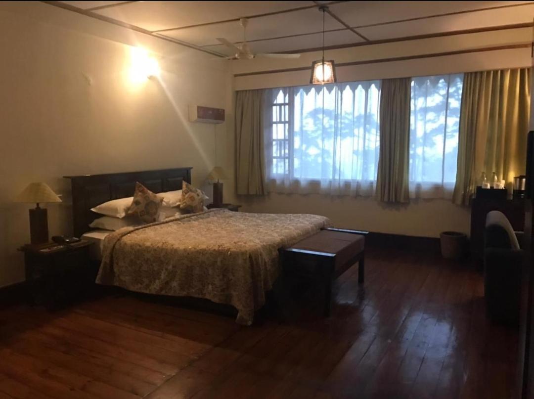 The Heritage Club - Tripura Castle Hotel And Spa Шиллонг Экстерьер фото